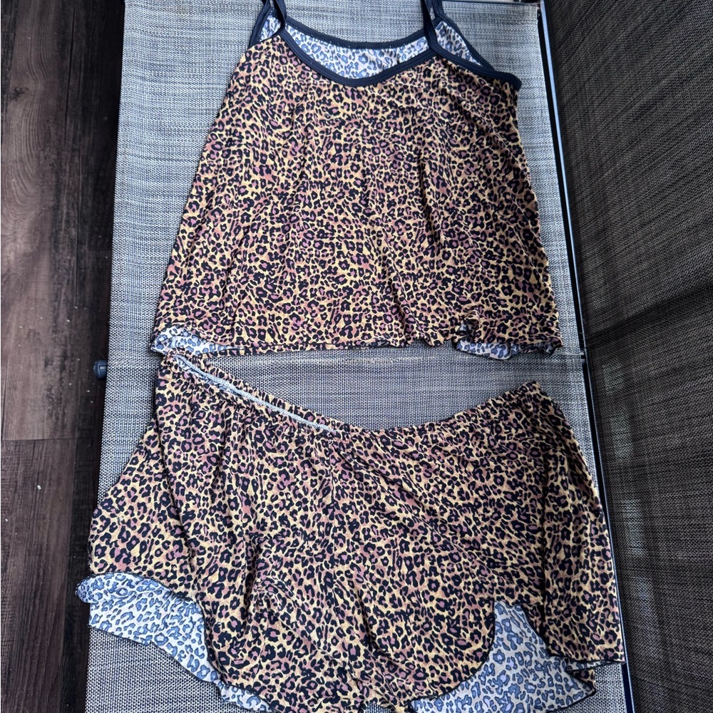 Leopard Print Women's Pajama Set